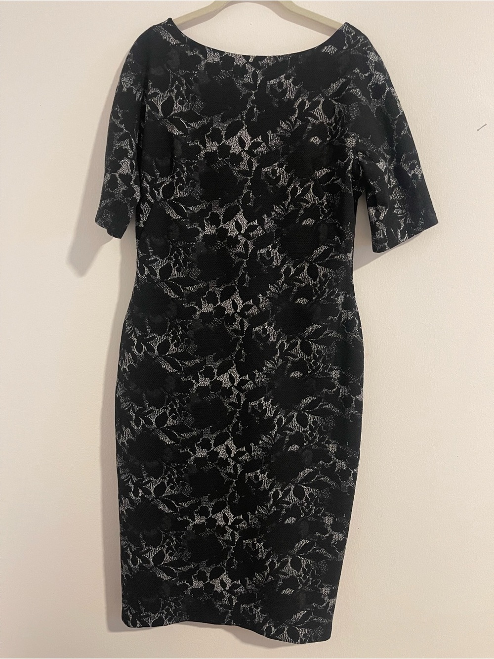 Maggy London Black & Silver Lace-Pattern Midi Sheath Dress